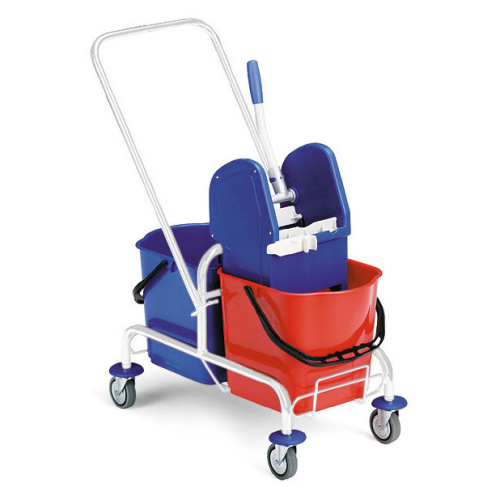 Reinigungswagen mit Chromgriff