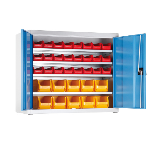 Schrank mit Lagerkästen