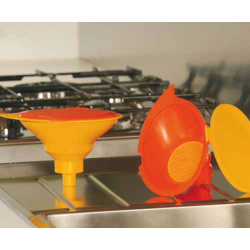 Trichter zum Eingießen in PET-Flasche - Gocciolina